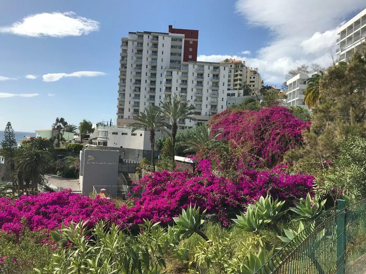 Apartamentos Do Mar Funchal  Funchal (Madeira)