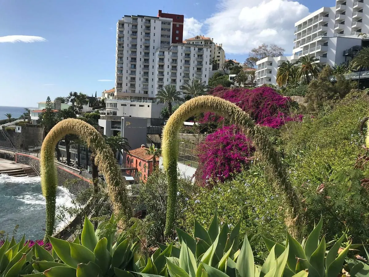 Apartamentos Do Mar Funchal Apartment